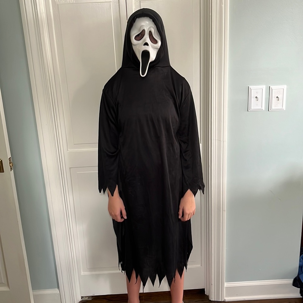 Kids scream costume